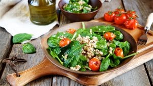 Epinard frais aux tomates façon maigre