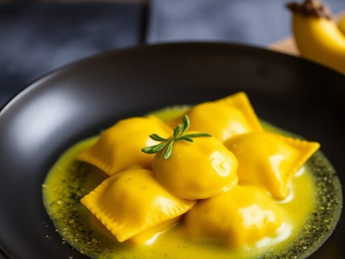 Ravioles du dauphiné, crème curcuma de Cyril Lignac