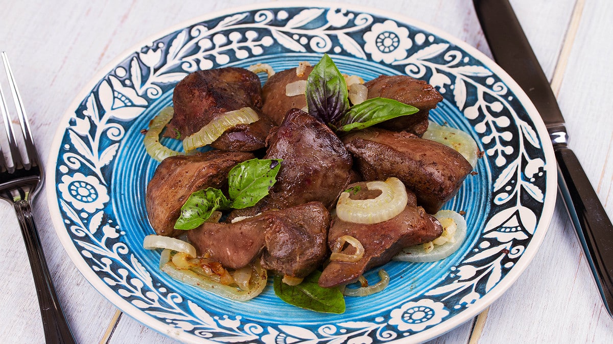 Foie de veau sauté à la lyonnaise